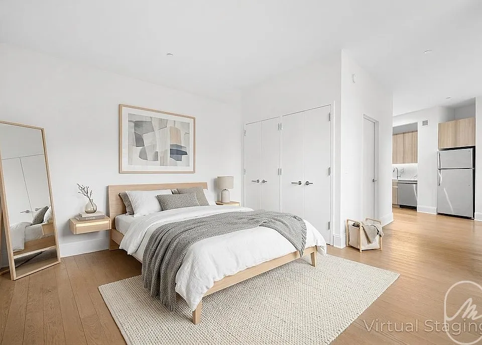 15 Park Row #16A