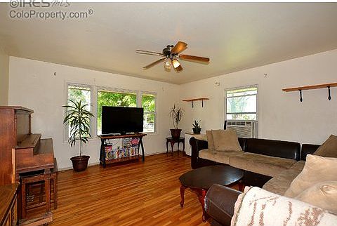 4th image of 440 Birch Ave