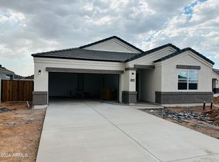 28260 N Platinum Dr, San Tan Valley, AZ 85143