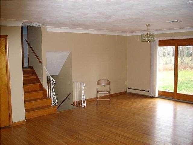 2nd image of 2941 N Huss Blvd