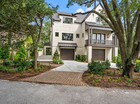 517 Claret Way