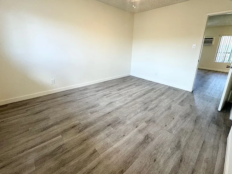 1010 & 1016 S Lemon St — Photo 9