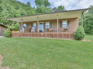 1249 Sciota Rd, Unicoi, TN 37692
