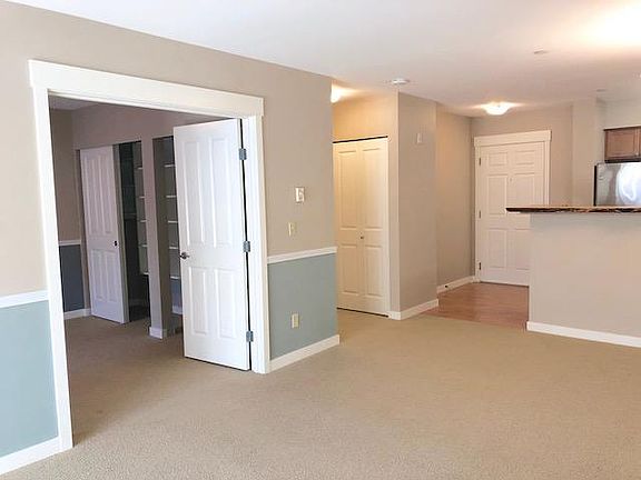 Open Floor Plan Living Areas w/ Bedroom & 2 California Close