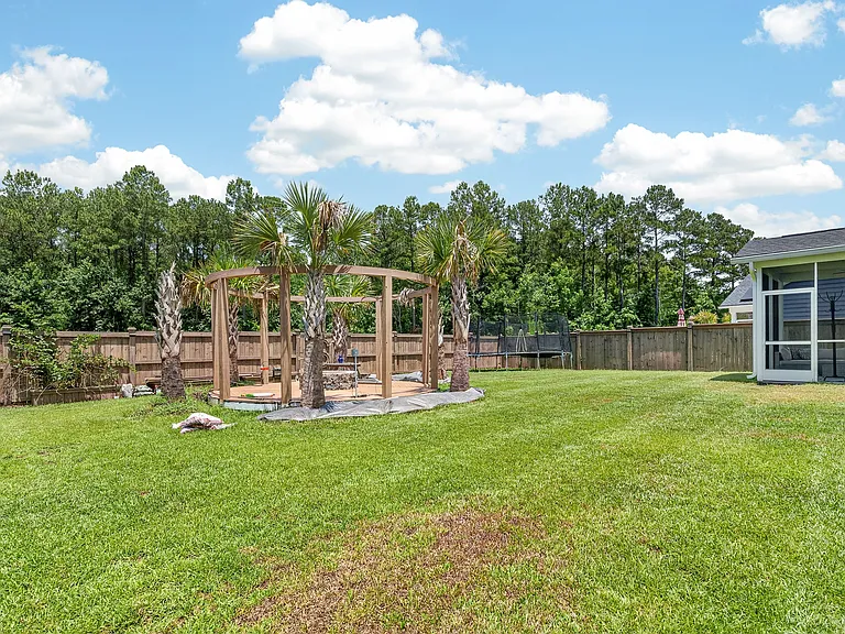 164 Garden Lily Ln — Photo 33