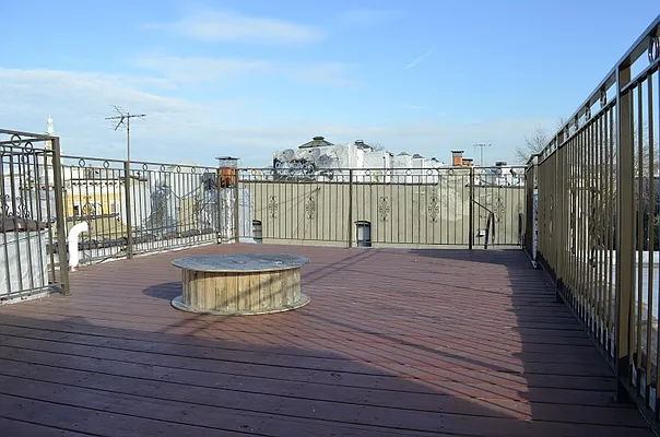 Rented by Oxford Property Group | media 12