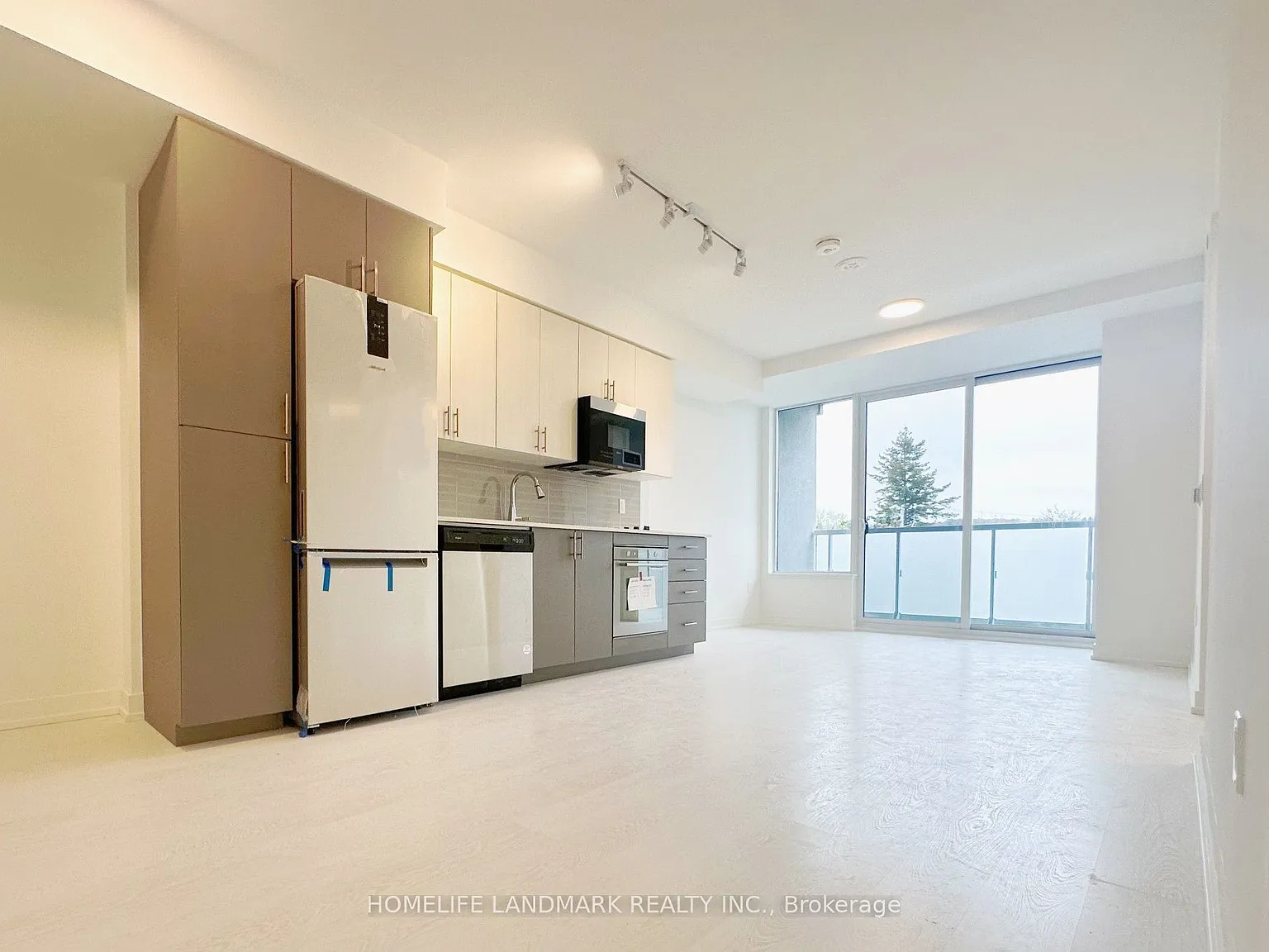 2 bed, $2,100 — Photo 4