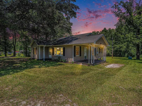 3703 Green Sea Rd., Green Sea, SC 29545