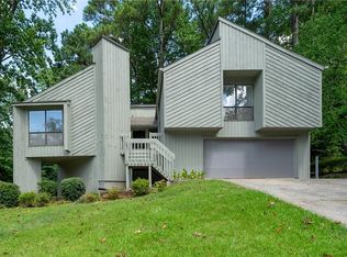 2541 Oakrill Rd, Marietta, GA 30062