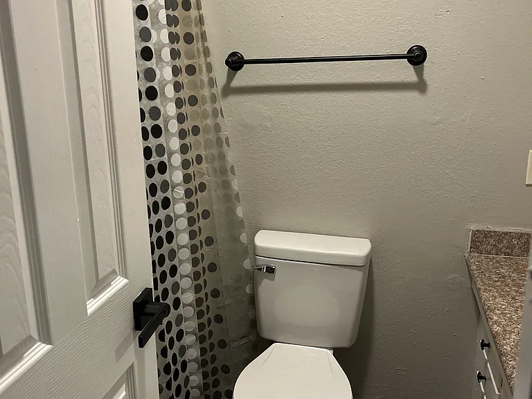 7060 Boston Dr — Photo 11