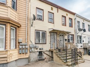 121 Highland Ave, Newark, NJ 07104
