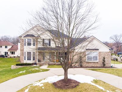 6063 Petros Dr, West Bloomfield, MI, 48324