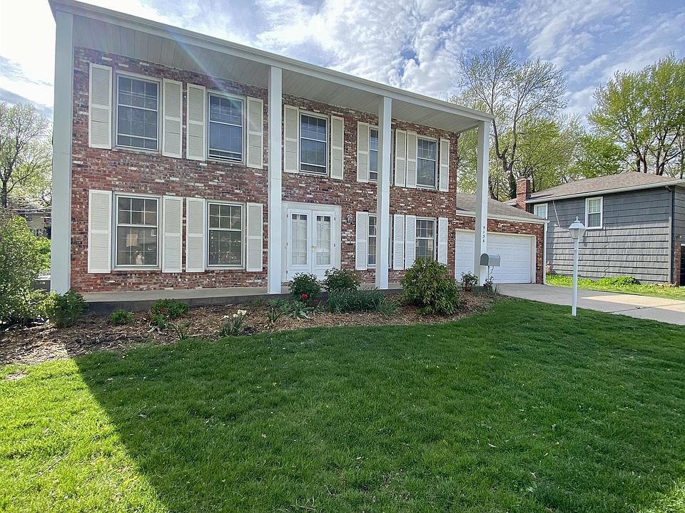9136 Switzer St, Overland Park, KS 66214 Zillow