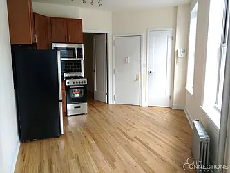 Rented by City Connections Realty