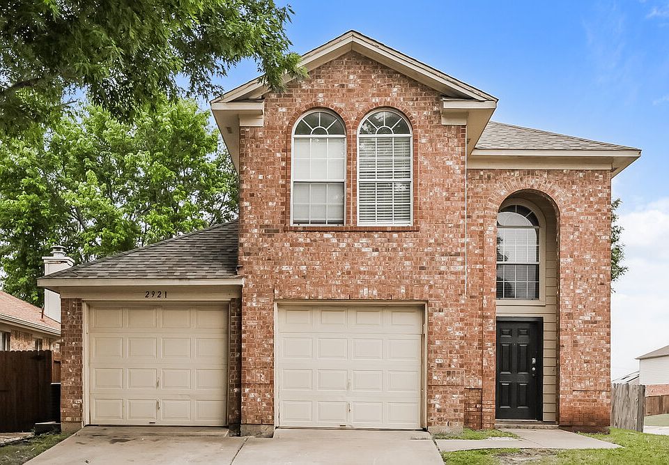1st image of 2921 Stonewall Ln