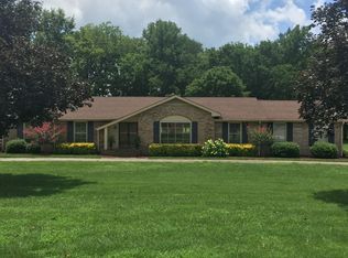 7013 Country Club Dr, Brentwood, TN 37027