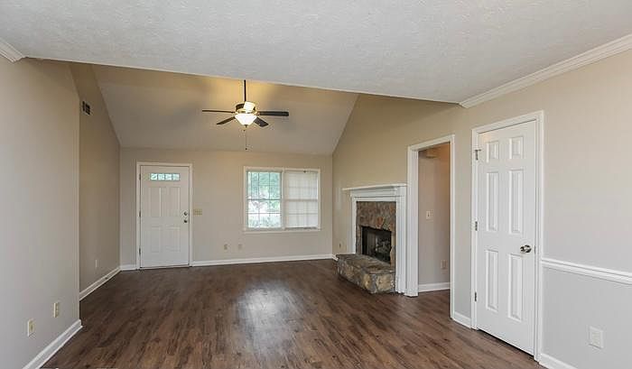 2nd image of 237 Jim Nash Ct