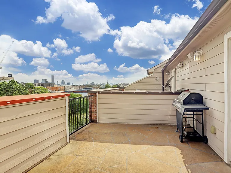 2110 Shearn St #20A — Photo 3