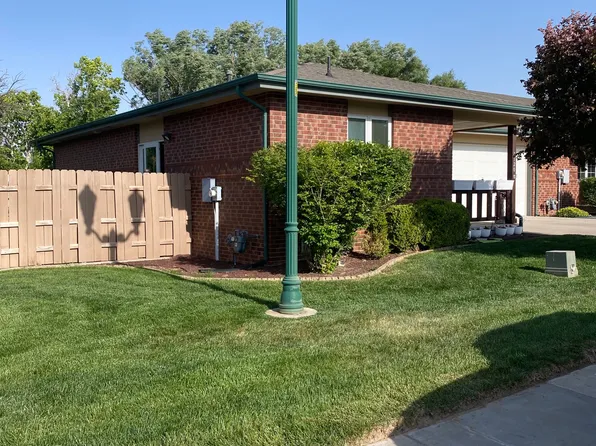3320 Eagle St, Garden City, KS 67846
