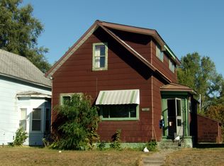 296 8th St, Manistee, MI 49660