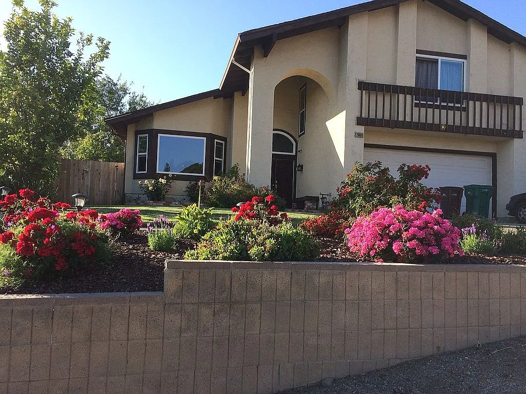 25605 W Camino Vis photo 1