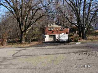 8750 Woodview Dr, Cincinnati, OH 45231