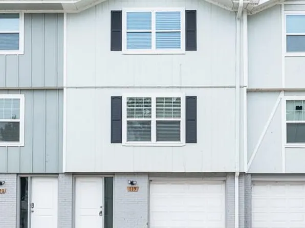 119 Kindred Ave, Bonner Springs, KS 66012