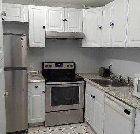 5th image of 555 Purdy Ln APT 201