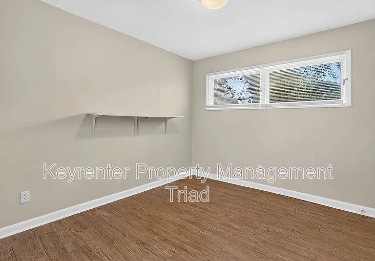 4202 Halifax Rd — Photo 17
