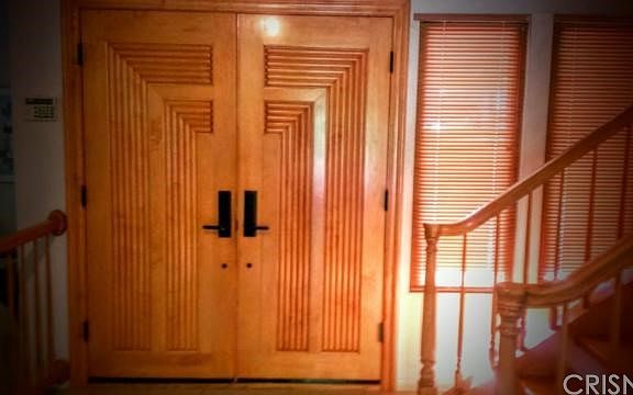 4th image of 4806 Winnetka Ave