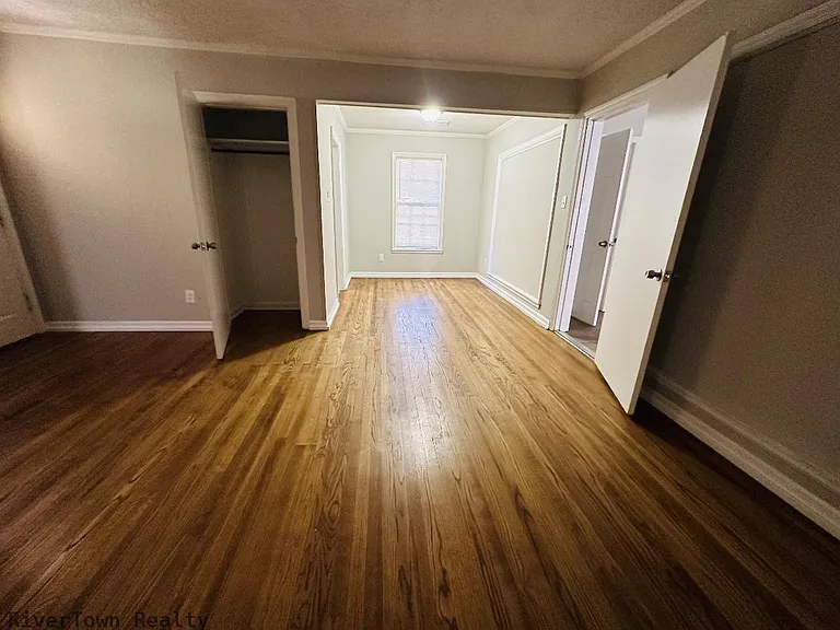 2176 Vollintine Ave — Photo 3
