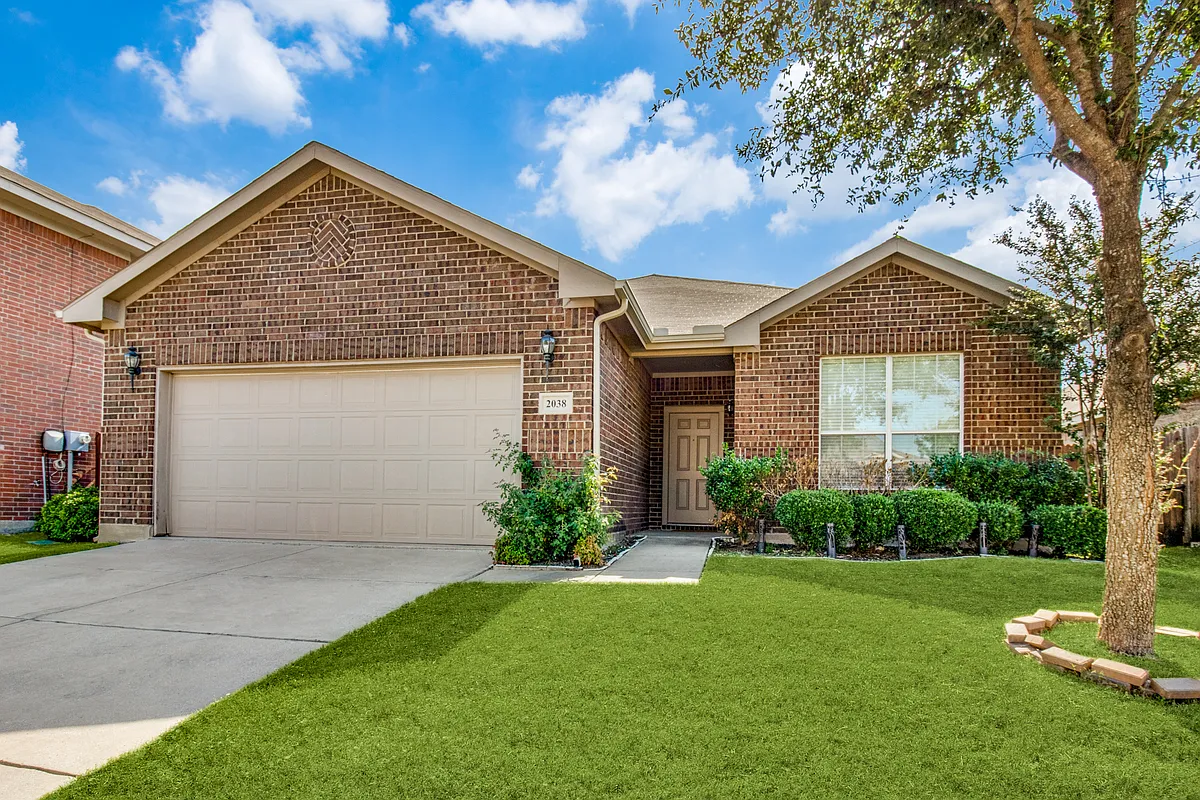 Building Photo - 2038 Allyson Dr