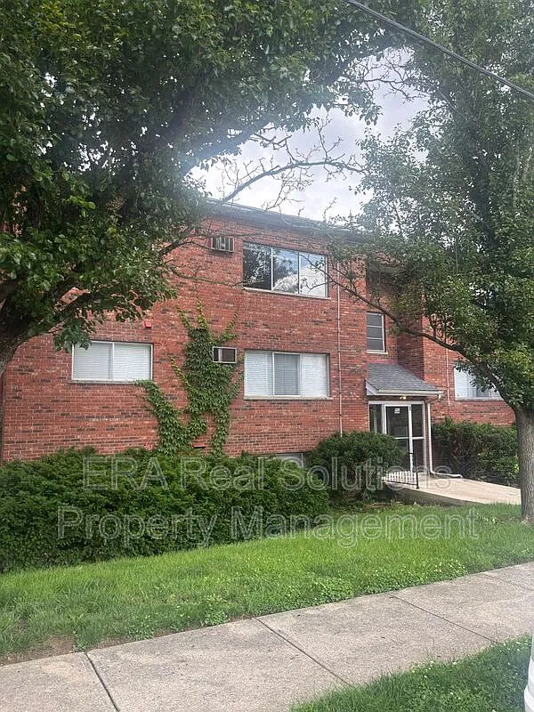 1 bed, 1.0 bath, $795 — Photo 1
