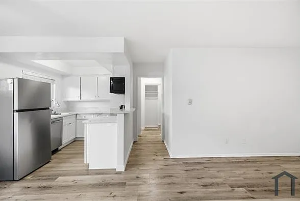 1 bed, $1,595 — Photo 3