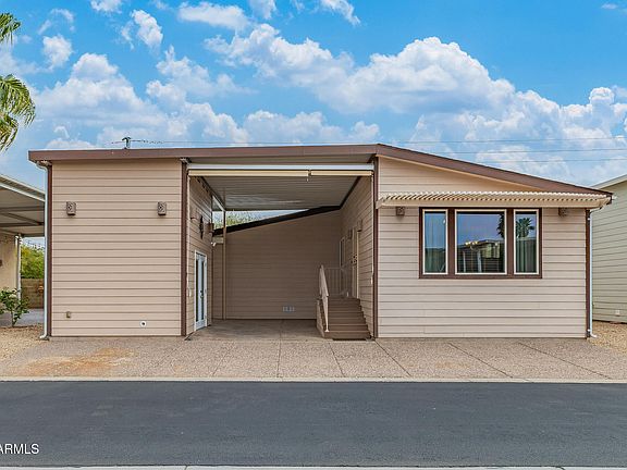 3rd image of 17200 W BELL Road #1048
