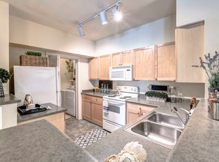 22433 NE Marketplace Dr APT L2087, Redmond, WA 98053