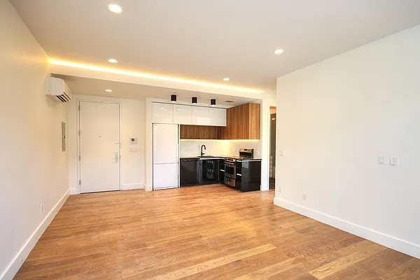 Rented by Rentopia | media 12