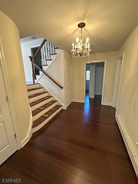 4 bed, 2.5 bath, $4,500 — Photo 2