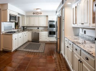 3301 N Dover Rd, Stow, OH 44224