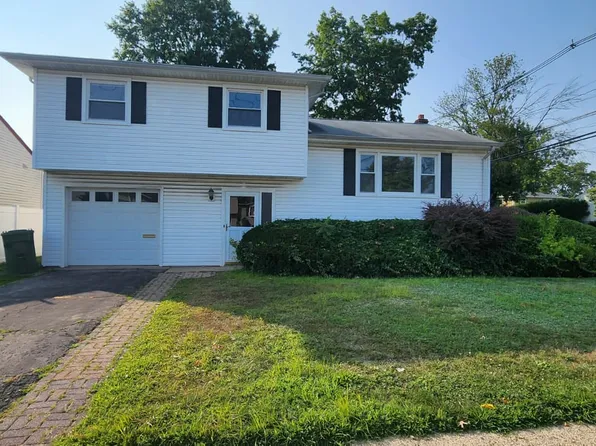 700 Haven Pl, Linden, NJ 07036