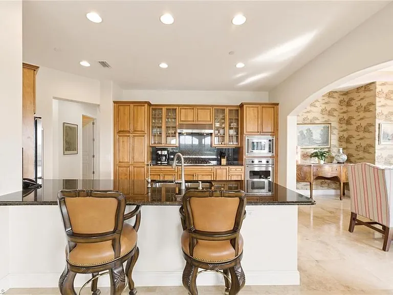 2538 Marquesa Royale Ln #Penthouse 5-301 — Photo 21