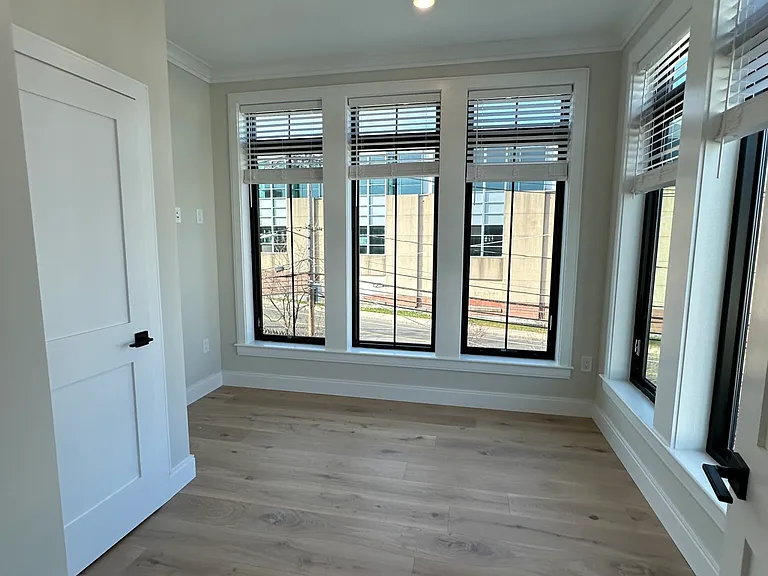 157 Everett St #306E — Photo 21