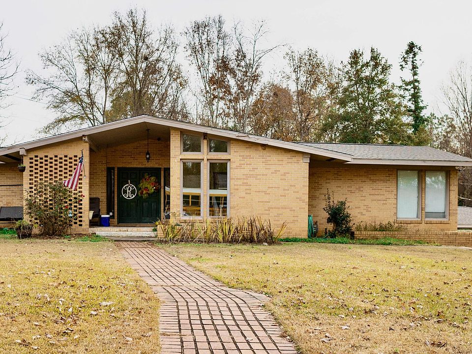 Image 1: Front of home