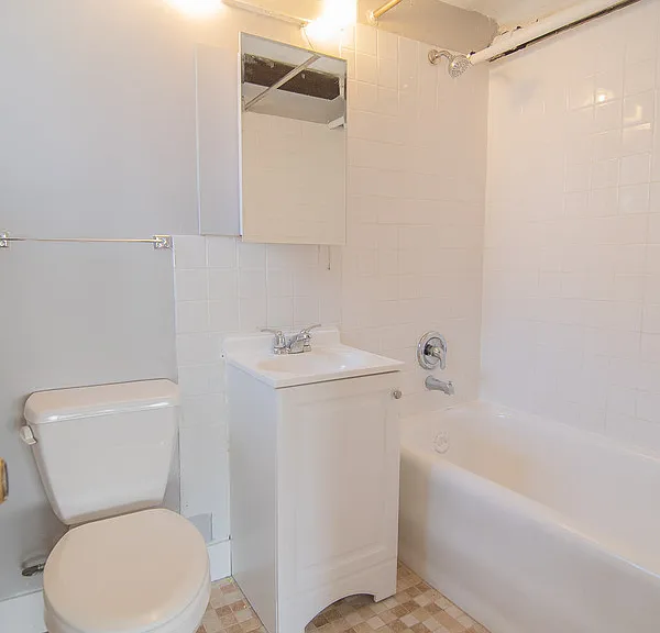 4943 N Monitor Ave #G — Photo 5