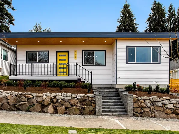 6030 42nd Avenue SW, Seattle, WA 98136