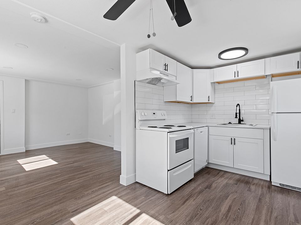1st image of 3523 S Cherokee St #12