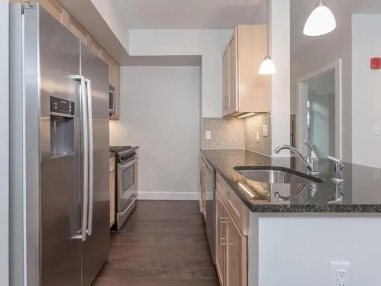 1501 Commonwealth Ave #404 — Photo 2