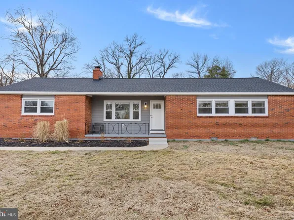 8821 W Fort Foote Ter, Fort Washington, MD 20744