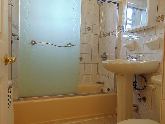 4th image of 18904 114th Rd