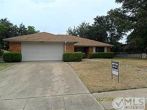 1st image of 221 Meadowhill Dr